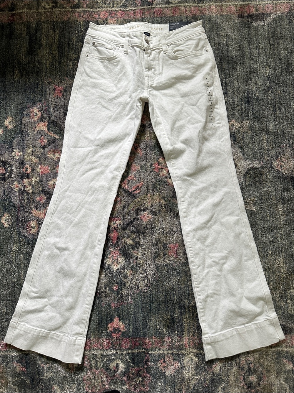 American Eagle Outfitters White Kick Boot Super Low Rise Jeans NWT 6 Clean Chic